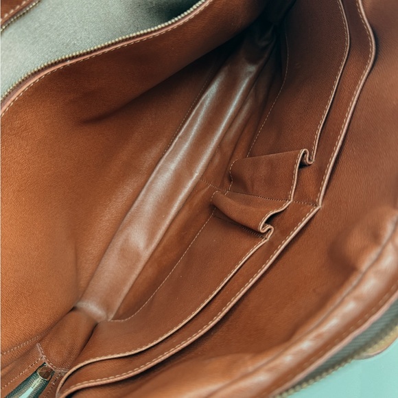 Louis Vuitton Monogram Porte Documentaire Voyage Bag - Picture 7 of 10